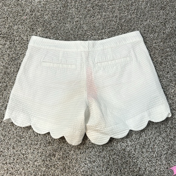 🛍️SOLD🩷NWT Lily Pulitzer White Scalloped Shorts Size 0 - Picture 4 of 7